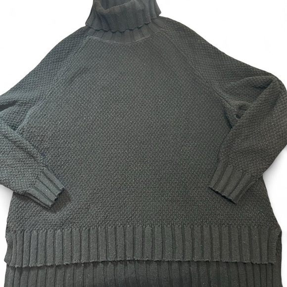 Patagonia Worn Wear Turtleneck Sweater | Black Cable Knit | XL - Picture 5 of 8